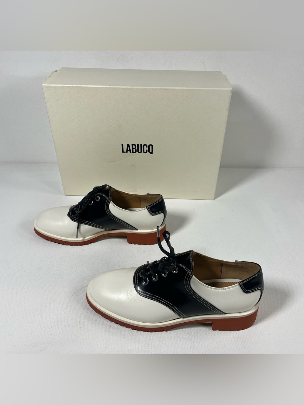 LABUCQ Saddle Oxford Shoes White Black Leather Made In Italy Womens EU 37 US 7